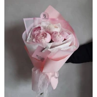 Bouquet of 5 fragrant peonies